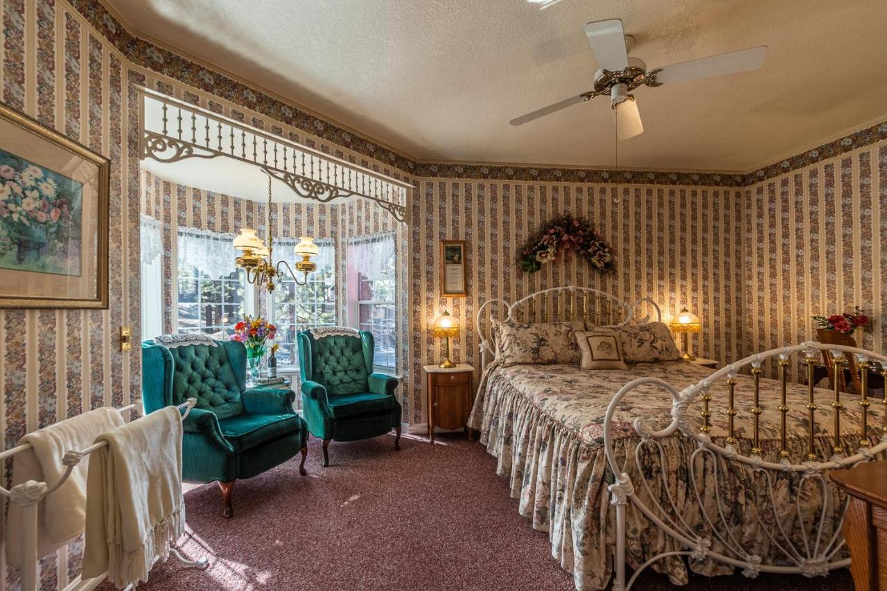 Apples Bed And Breakfast Inn Big Bear Lake Exterior foto